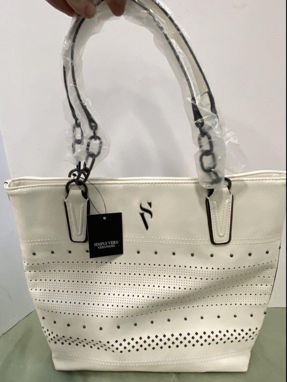 NWT Simply Vera Wang White Top Handle Purse